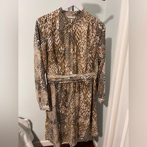 Women's Snake Print Long-Sleeve Dress - Tan